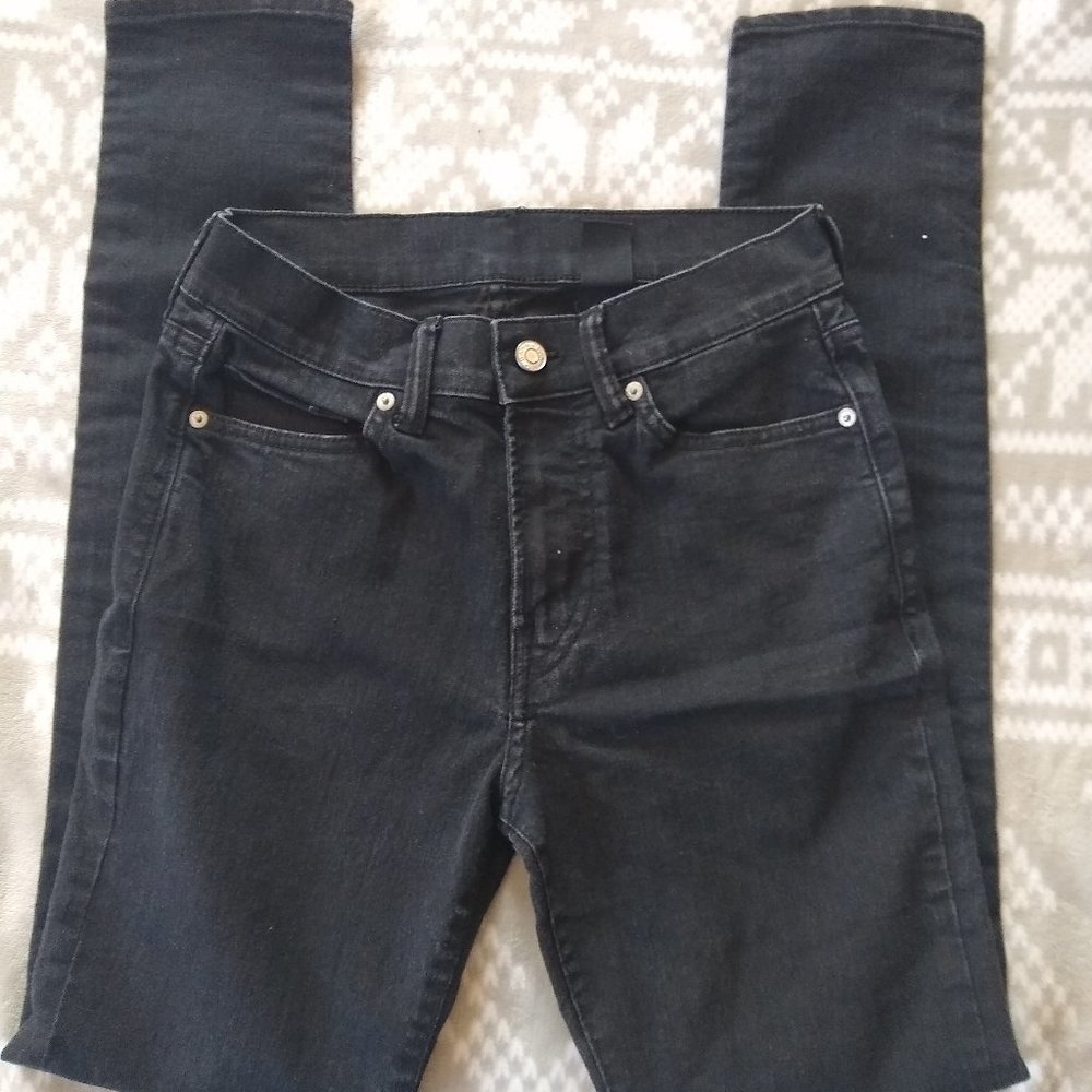 Black skinny jeans